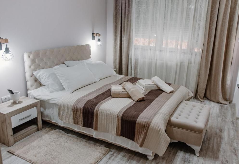 Apartman Trg Lux