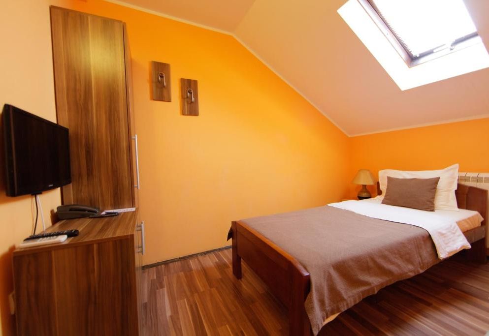 Rooms Konak Mikan