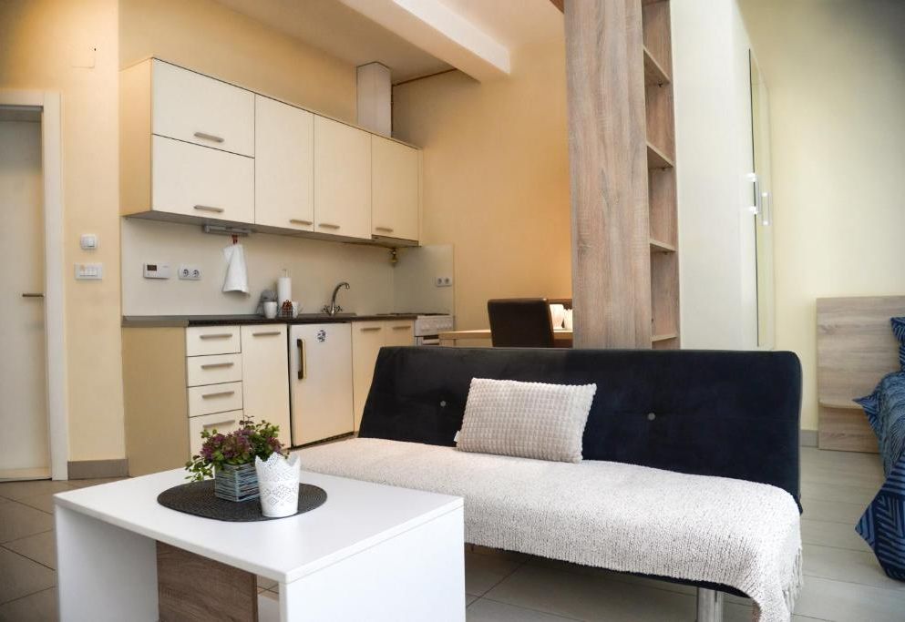 Gold Studio Apartmani