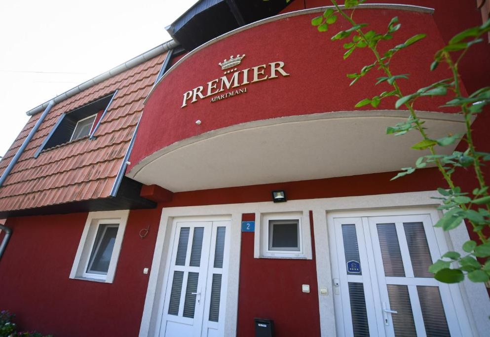 Premier apartments