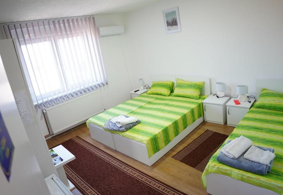 Rooms Busujok