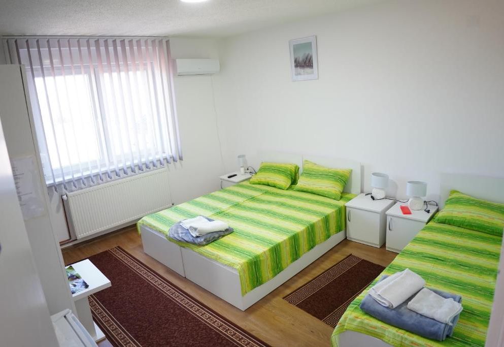 Rooms Busujok