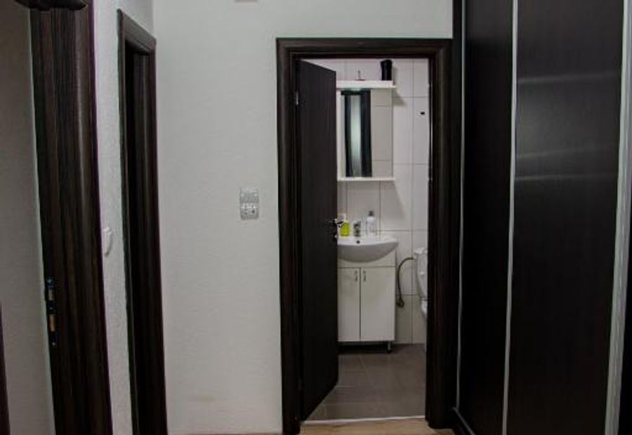 Apartman u mirnom delu grada