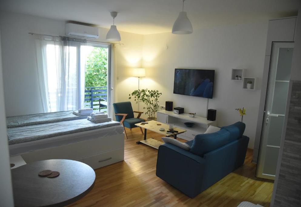 Dekart Apartment