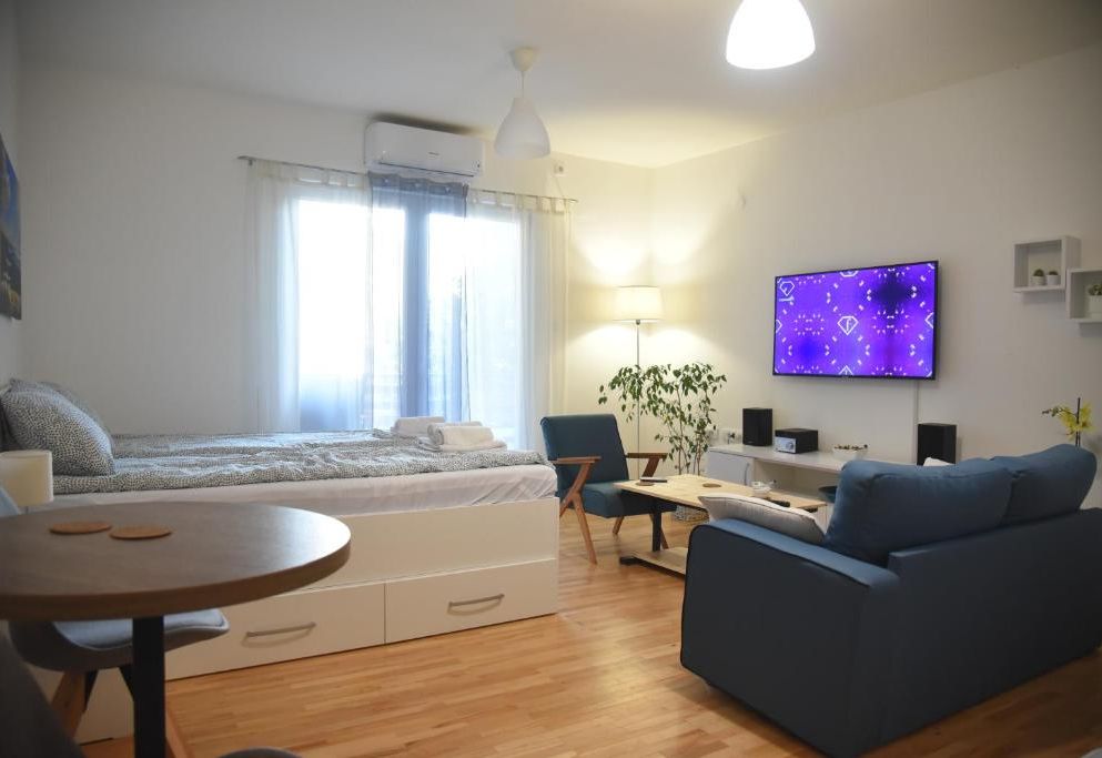 Dekart Apartment