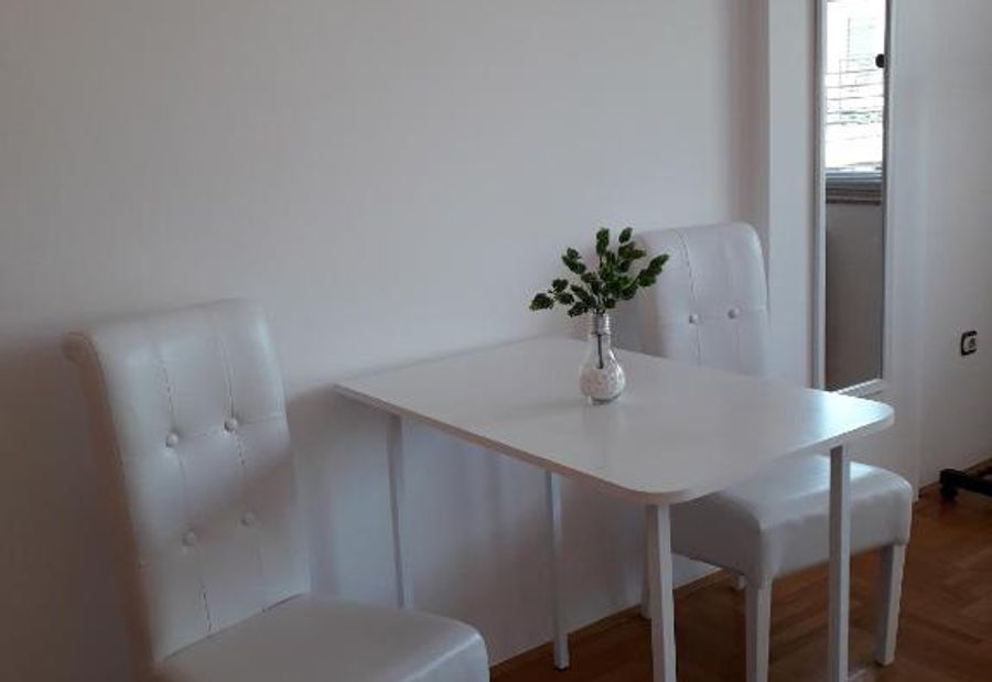 Apartman Dunja NS 2