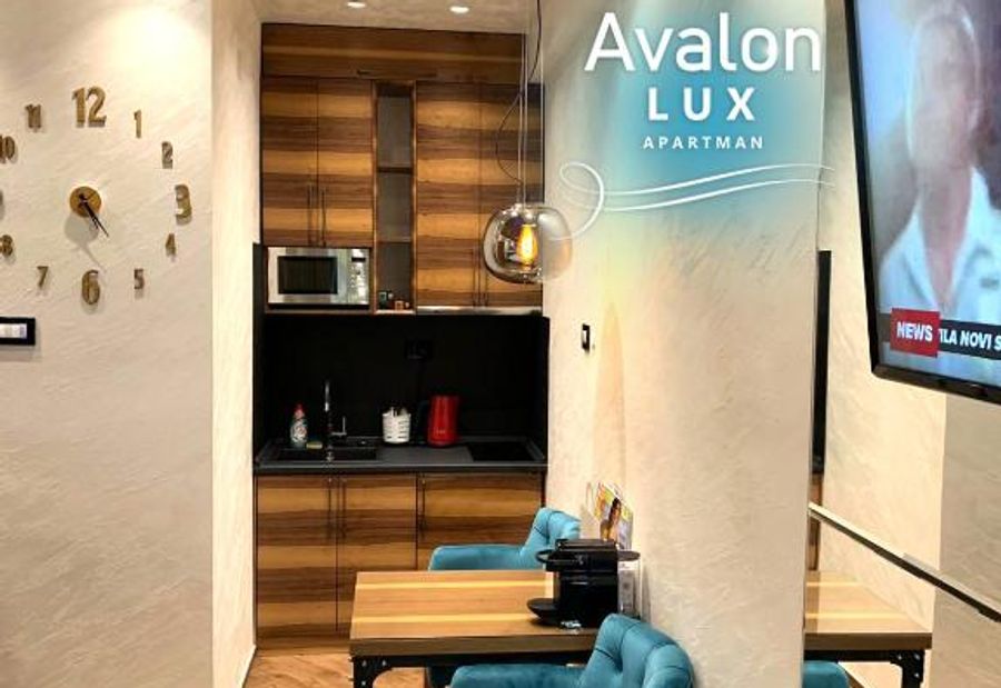 Avalon Lux Studio Apartment