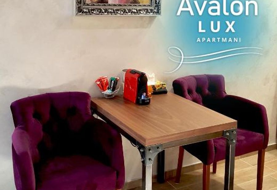 Avalon Lux Studio Apartment