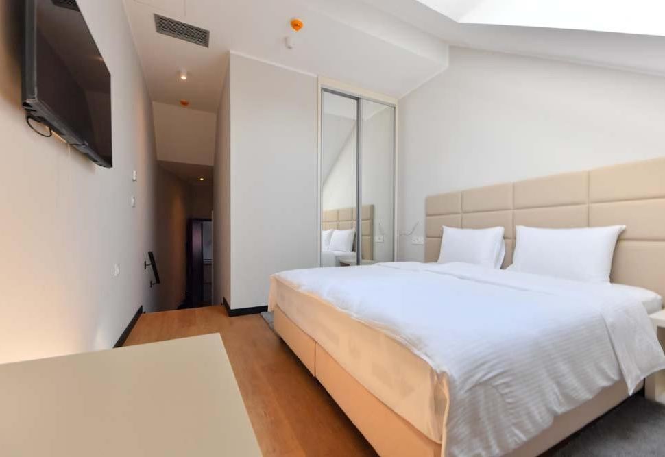 Lanterna Rooms City Center