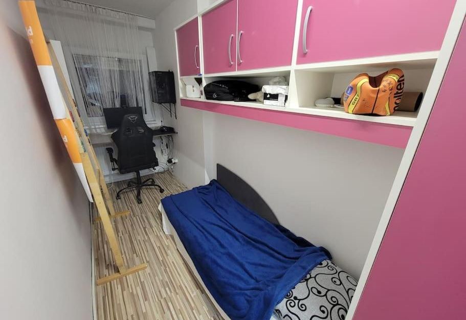 Spacious Apartment in Novi Sad