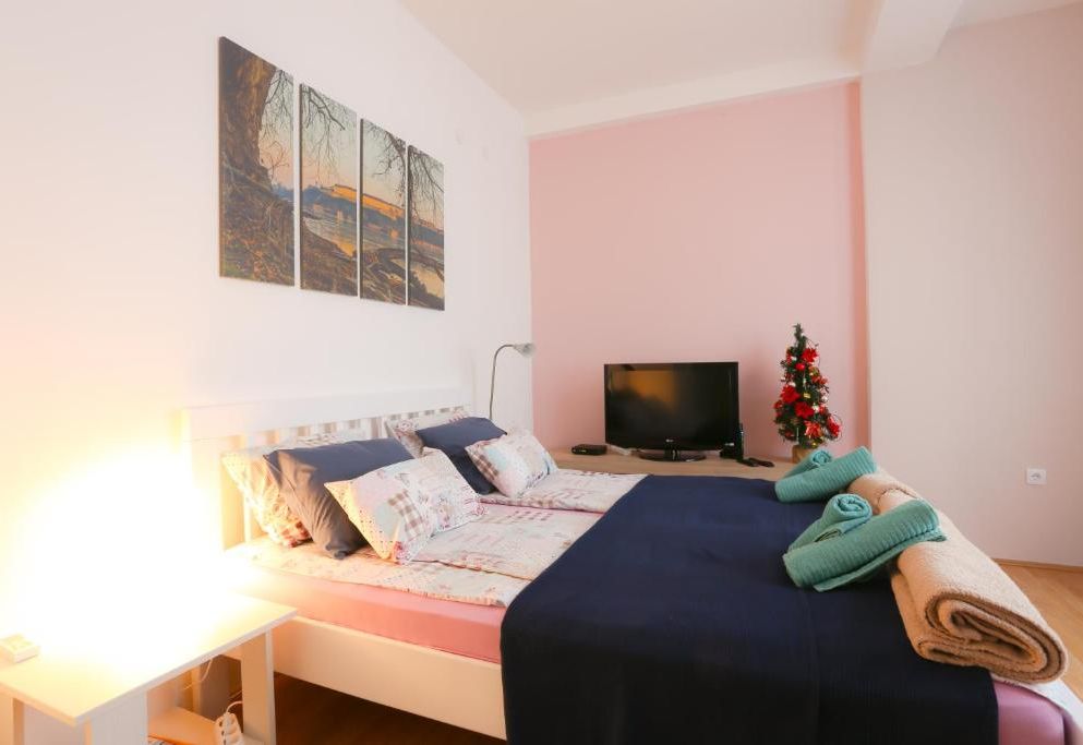 Studio Apartman Ld U Strogom Centru