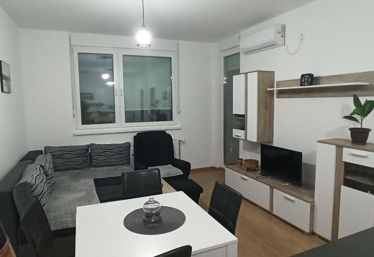 MAZZE Apartment