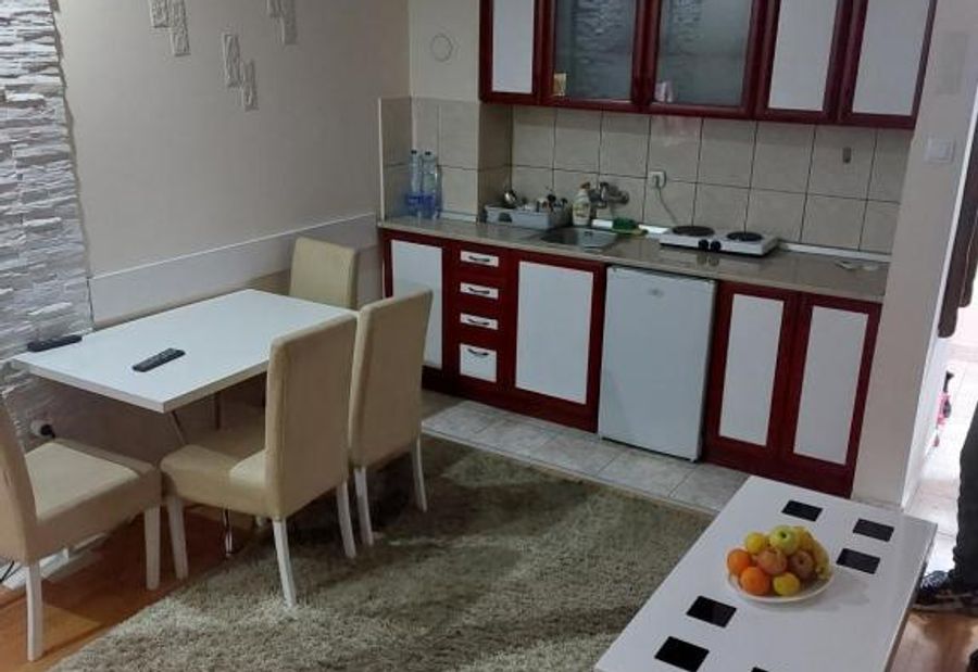 Radan apartmani,dupleks stan u centru Zlatibora