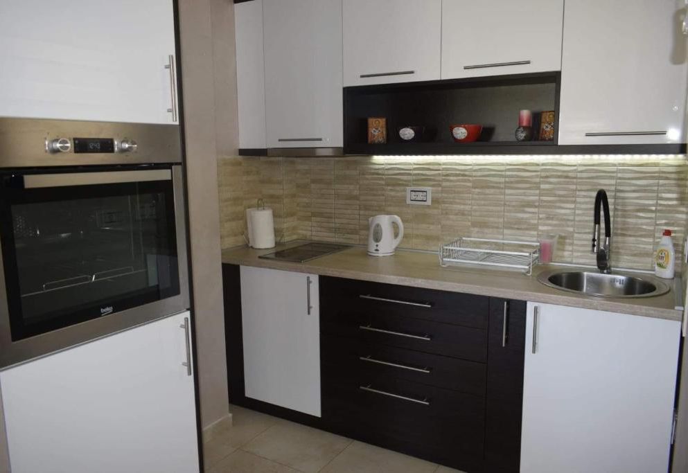 VILA KATALINA 1 APARTMAN MAKRIC