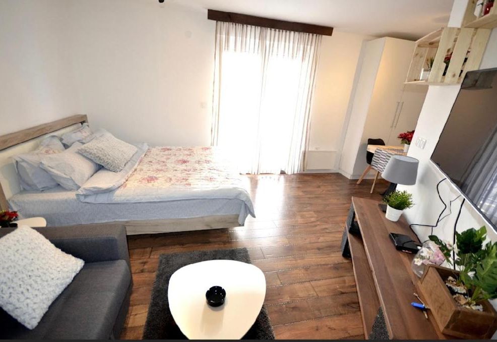 Apartman Thalia